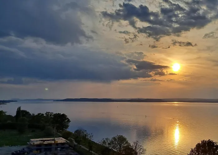 Vizparti Silver X Apartman